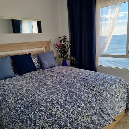 Amaizing Flat With Sea View * טורבייחה